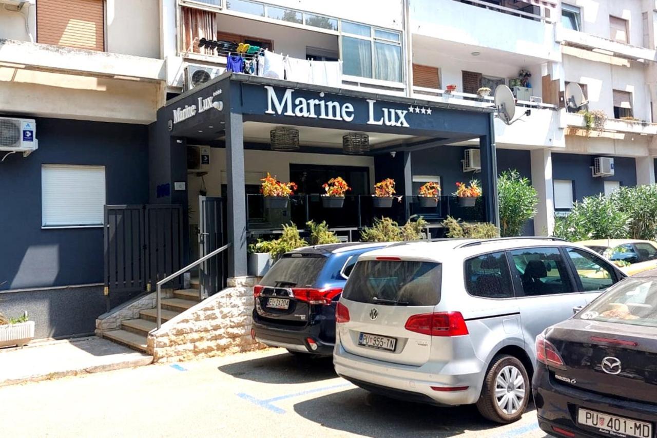 Marine Lux Apartments Pula Exterior photo